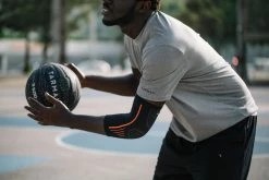 Tarmak Tennis Soft 300 Right/Left Elbow Support Adult